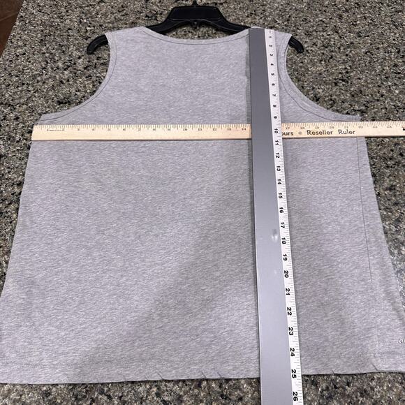 Nike Dri-FIT Tank Top Shirt Women Large Gray The Nike Tee Oversize STAIN - Picture 5 of 9